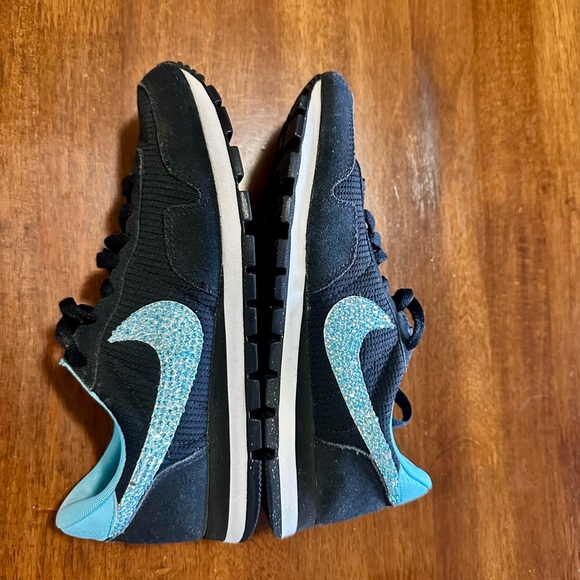 Nike Run Internationalist custom designed w/ Swarovski crystals Wmns Sz 9 - Picture 9 of 9